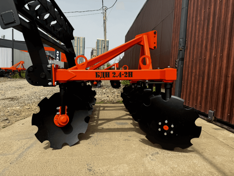 Борона дисковая навесная БДН 2,4х2Н, 14 рабочих органов купить в Владикавказе – «БДН-АгроКубань», 14