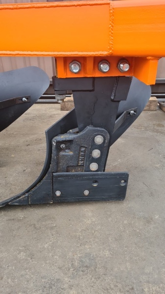 Плуг отвальный ПЛН 3-35 (3 корпуса) купить в Владикавказе – «БДН-АгроКубань», 3